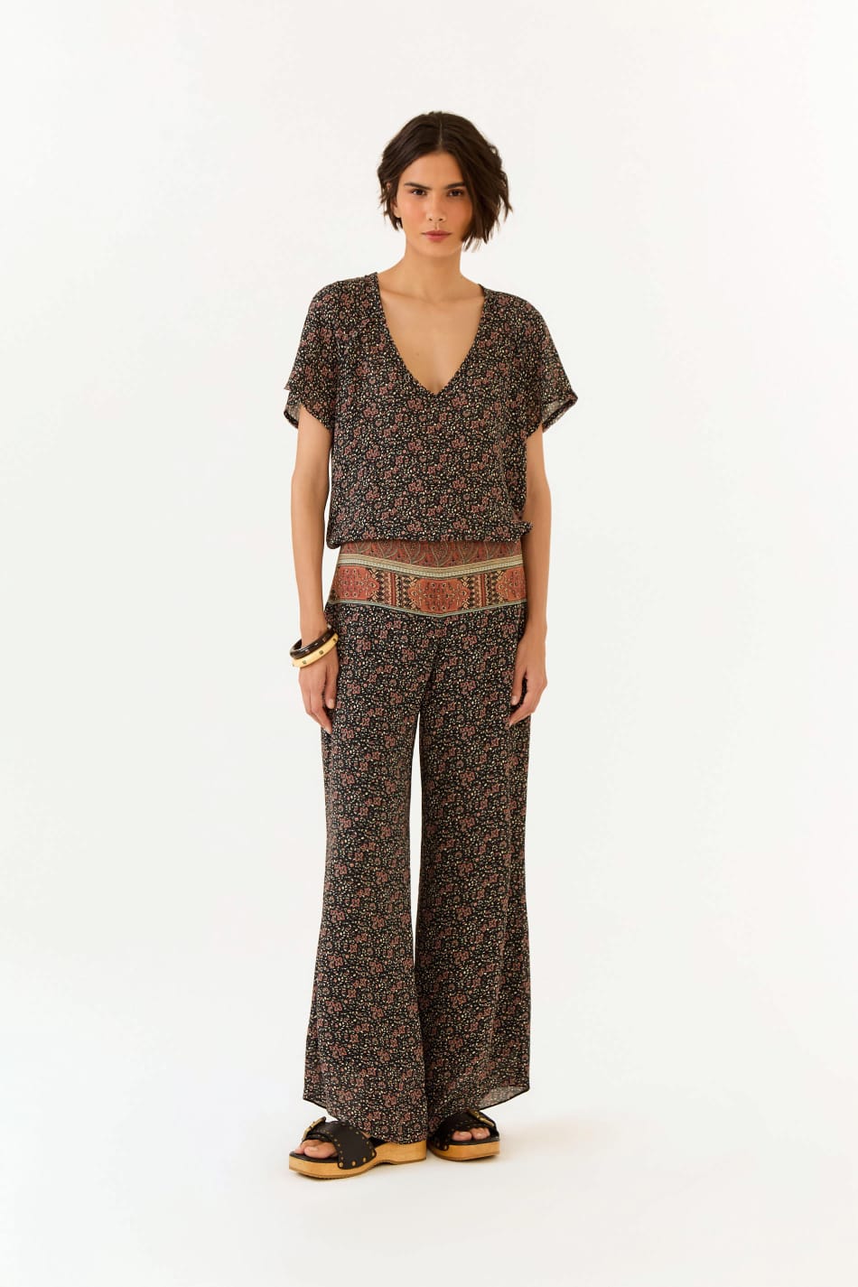 CALÇA GGT ESTAMPA ISLA PRETO