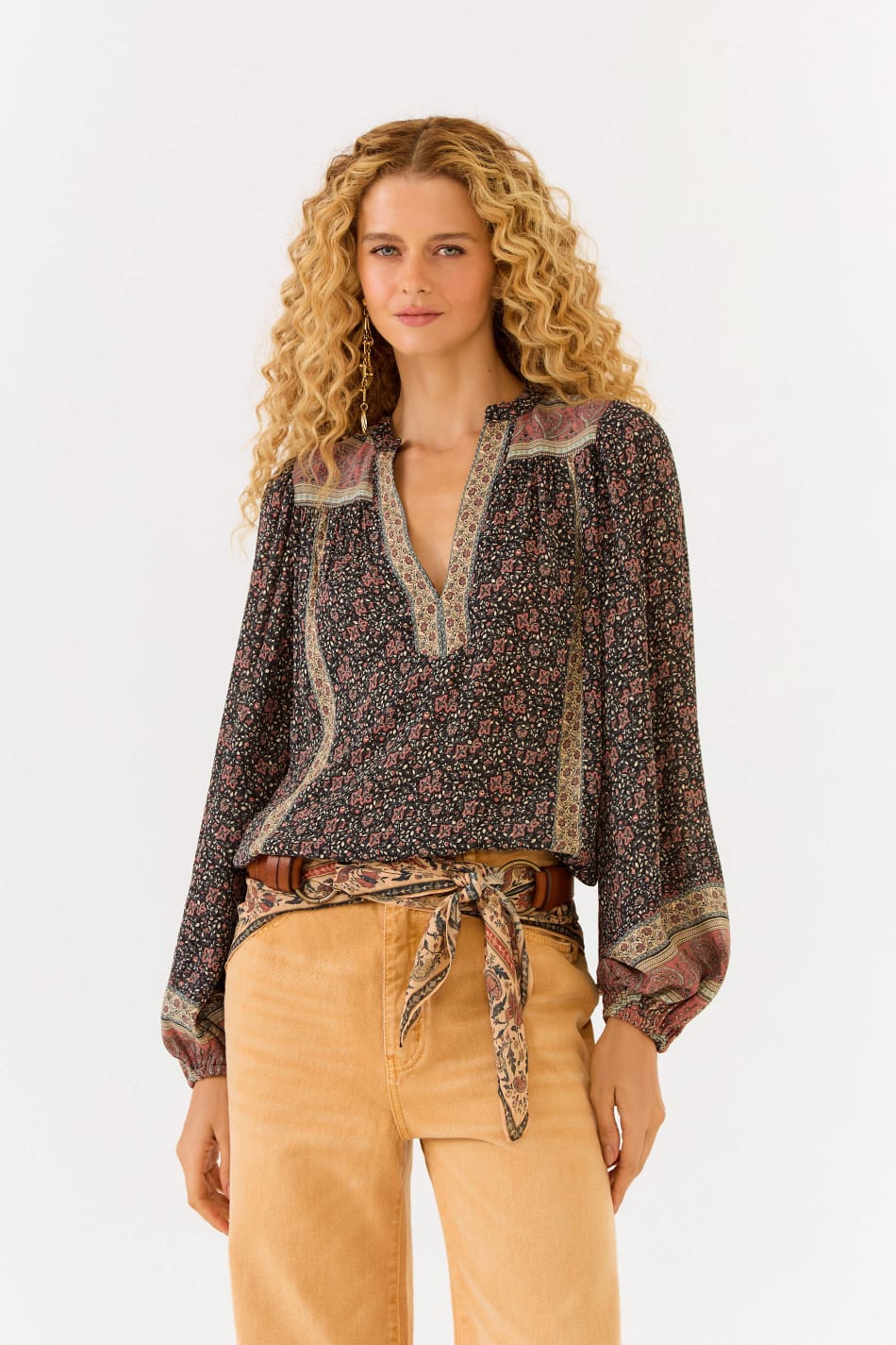 BLUSA MANGA LONGA GGT ESTAMPA ISLA PRETO